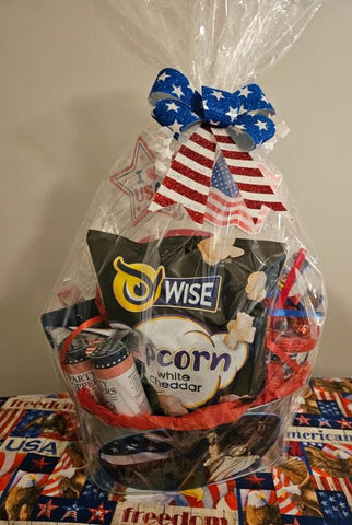 SNACK FUN PATRIOTIC GIFT BASKET